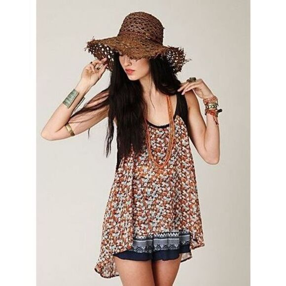 ✨Free People Ditsy Floral High Low Sz Small Tank✨ - Picture 1 of 7